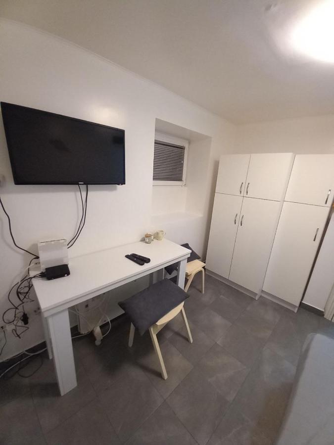 Skardarlija Pijaca Studio Apartment Beograd Bagian luar foto