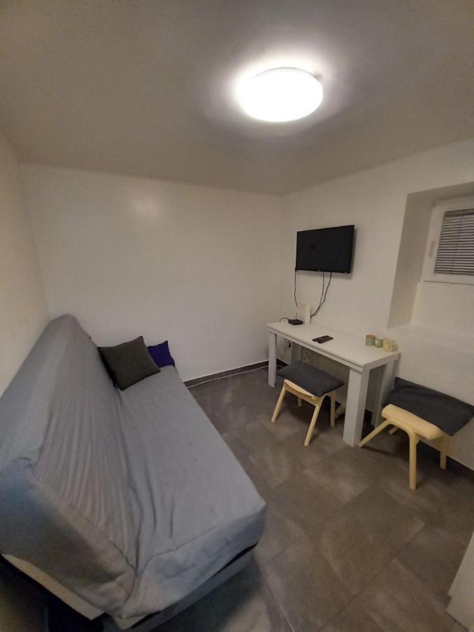 Skardarlija Pijaca Studio Apartment Beograd Bagian luar foto
